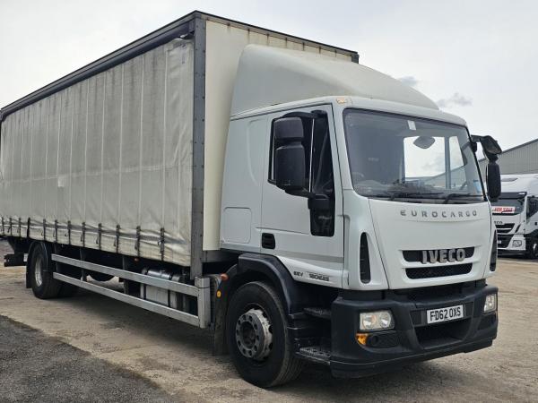 Iveco 18 ton curtain tail lift